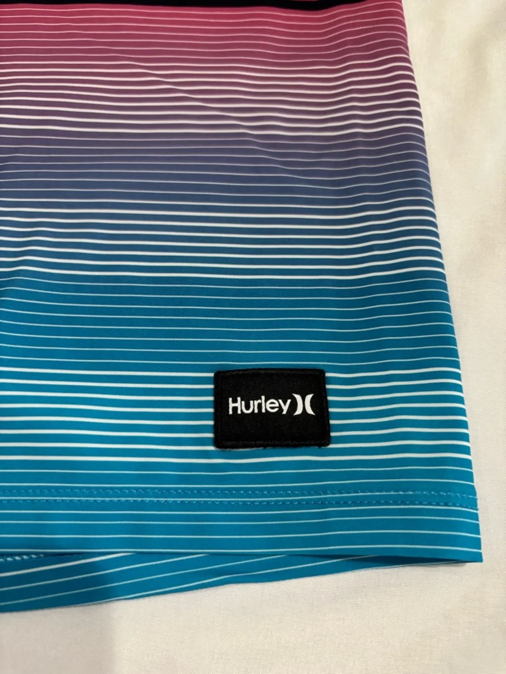 Hurley Phantom-Eco WeekenderBlue and Pink Gradient Board Shorts with Leaf Accent - Picture 3 of 11